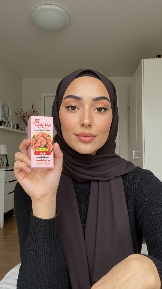 زيت الورد لتفتيح البشرة امن و طبيعي